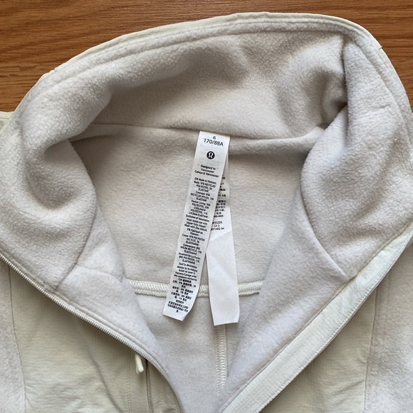 ❤️ Lululemon Fleece + Ripstop Hiking Pullover Bone Size 6 NWT - Picture 14 of 16